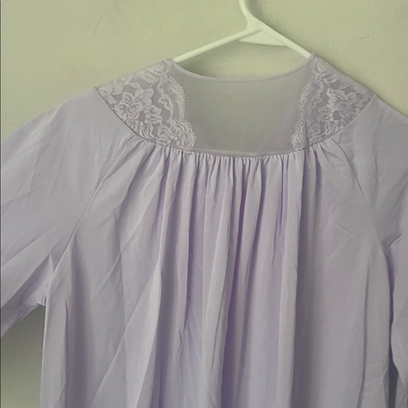 Shadowline Vtg Nightgown Purple Lace Embroidered Romantic Sleepwear Petite 🔲 - Picture 9 of 9